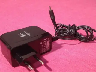 Logitech P018WE1207 AC/DC Adapter 12V 1,5A