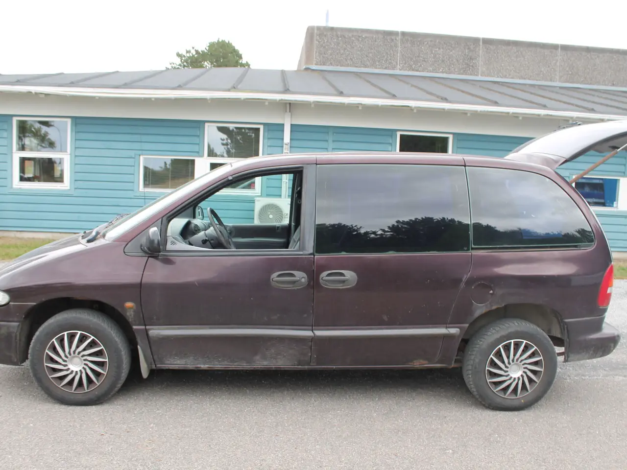 Billede 1 - Chrysler Voyager 2,0 133HK Van
