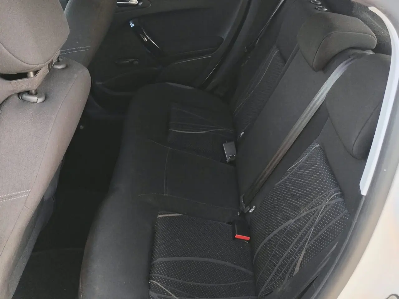 Billede 8 - 🚗 Peugeot 208 1,4 HDi – 2012 – NYSYNET! 🚗