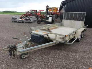 MASKINTRAILER, T
