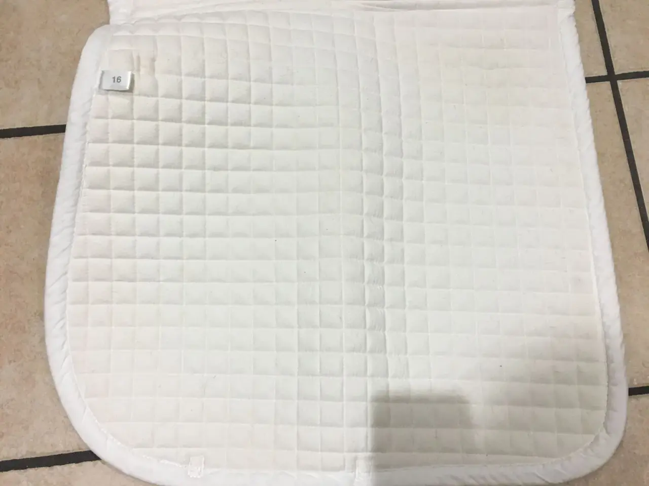 Billede 2 - Hvidt dressur 16"