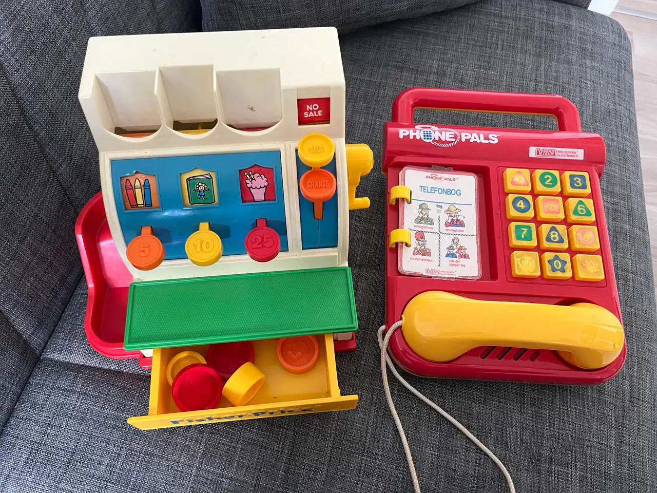 Billede 1 - Fisher price kasseapparat og Phone pals telefon