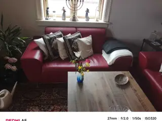 Sofa læder rød.