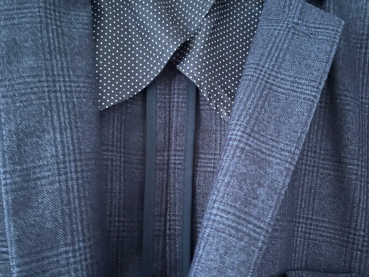 Billede 2 - Let og elegant Herre blazer