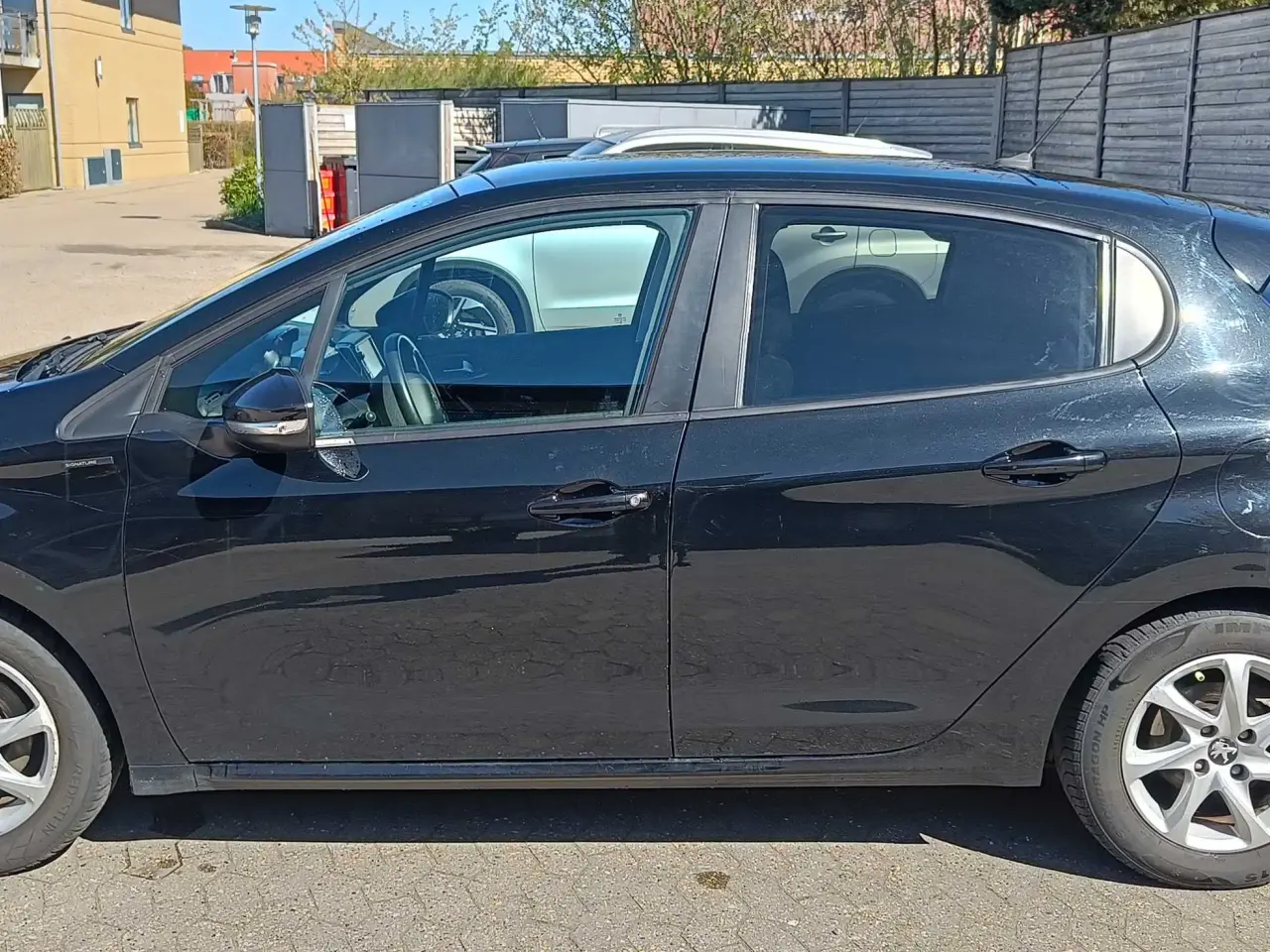 Billede 2 - Peugeot 208 Bluehdi 100 5d signsture sky 