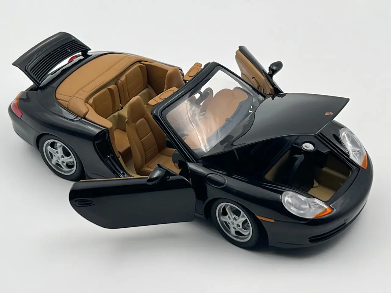 Billede 5 - 1998 Porsche 911 (996) Carrera Cabriolet 1:18