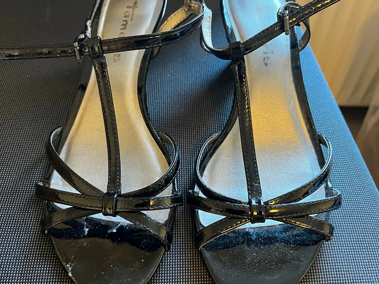 Billede 1 - Tamaris lak sandal