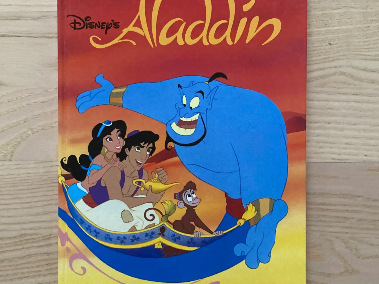 Billede 1 - Bogudgaven af Disney tegnefilm om Aladdin