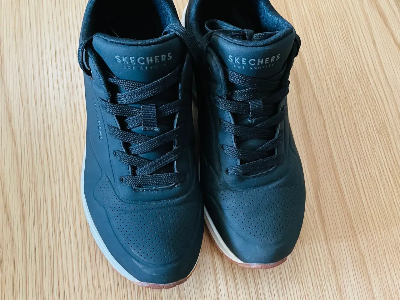 Billede 1 - Skechers sko