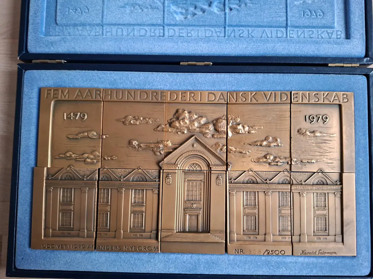 Billede 3 - Medaljesæt ”FEM AARHUNDREDER I DANSK VIDENSKAB”