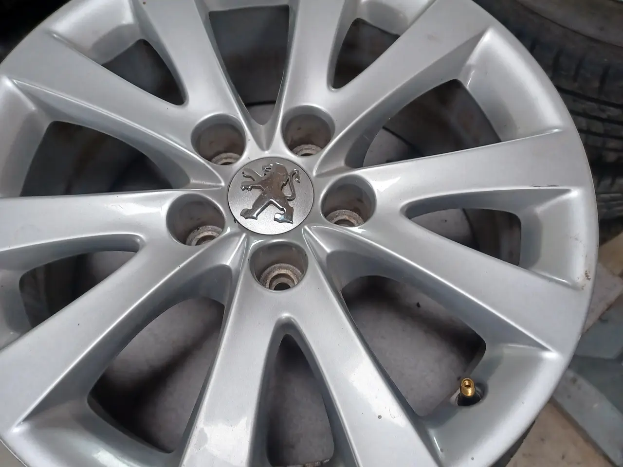 Billede 1 - Peugeot, Citroen alufælge.