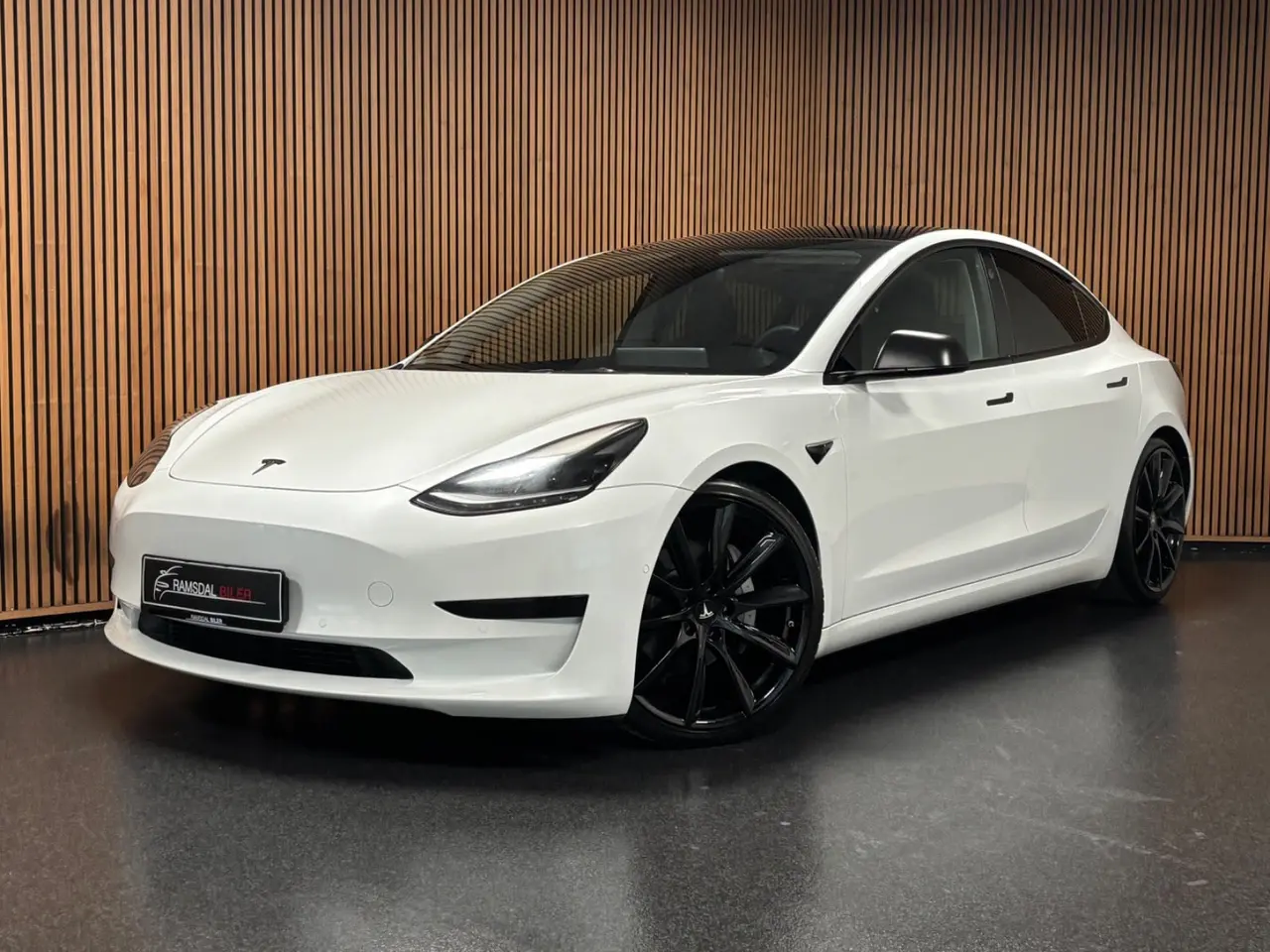 Billede 1 - Tesla Model 3 Standard Range+ RWD