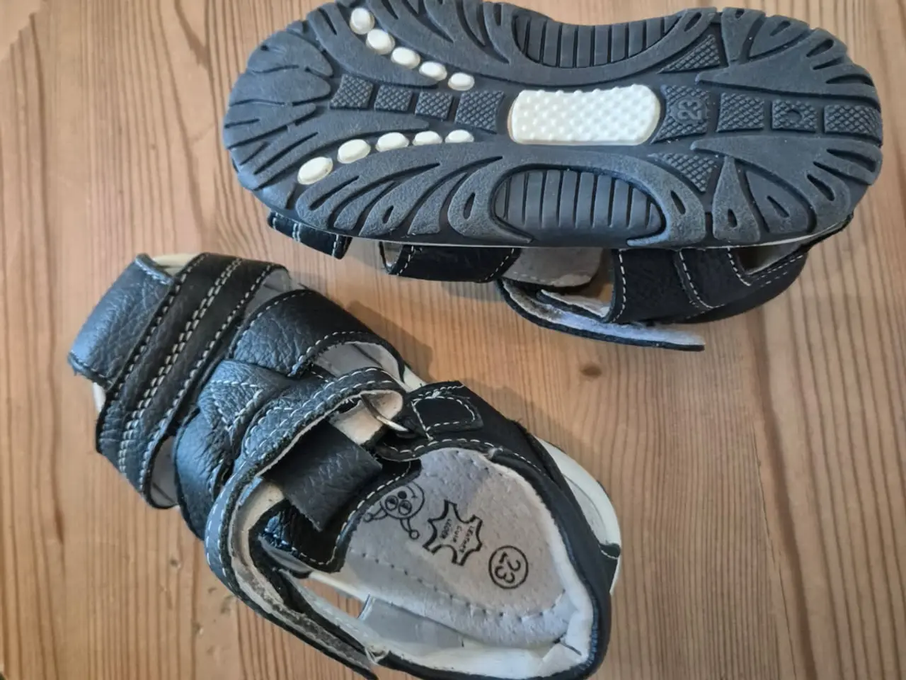 Billede 1 - Sandaler, skind, str. 23