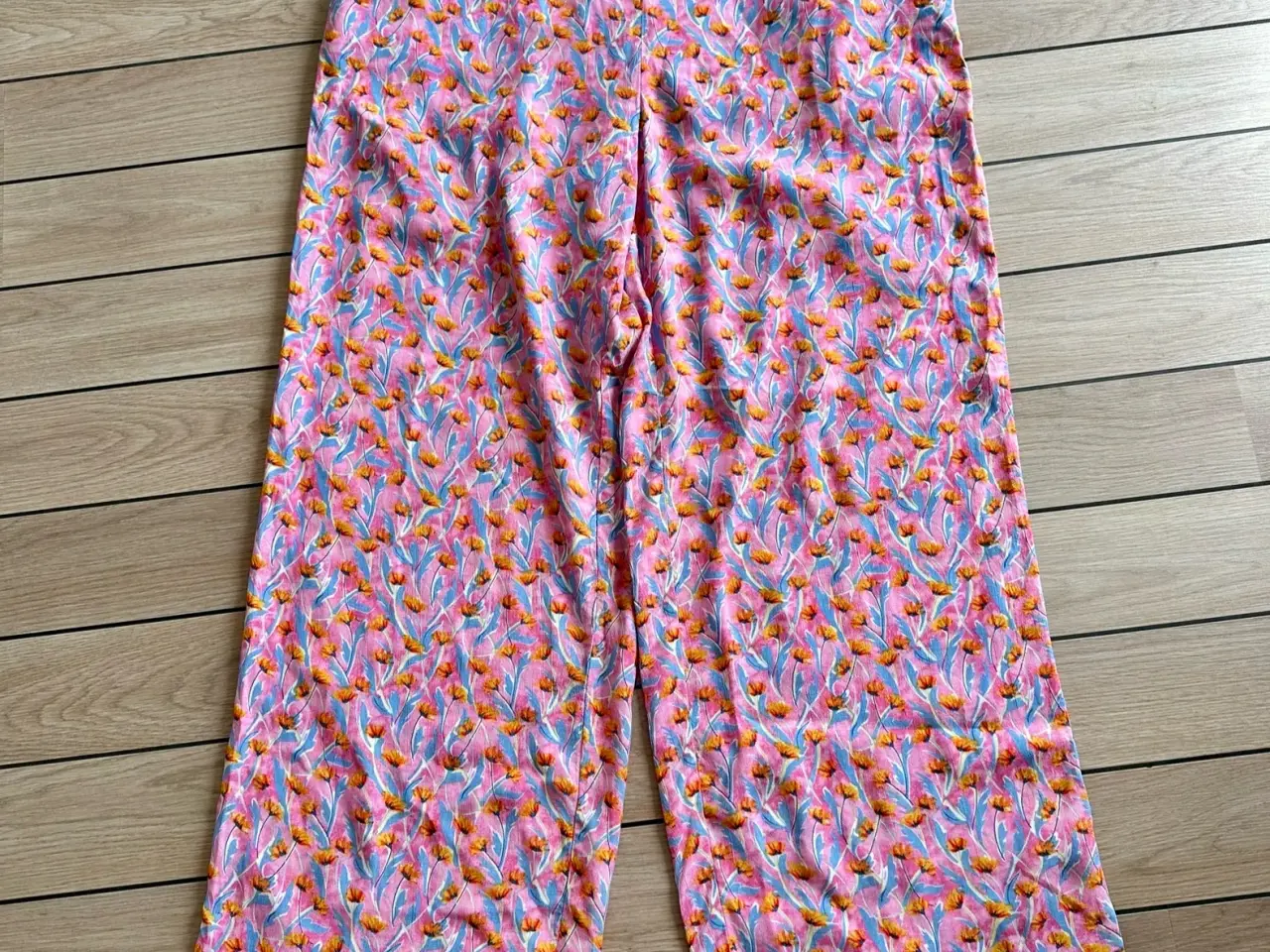 Billede 3 - Damebukser ZARA, SOULMATE, PIECES i str 42/44