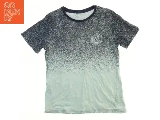 T-shirt med mønster (str. bryst 43 cm, længde 57 cm)