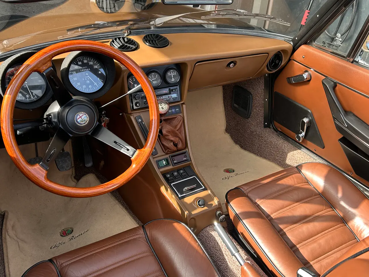 Billede 2 - Super flot renoveret Alfa Spider