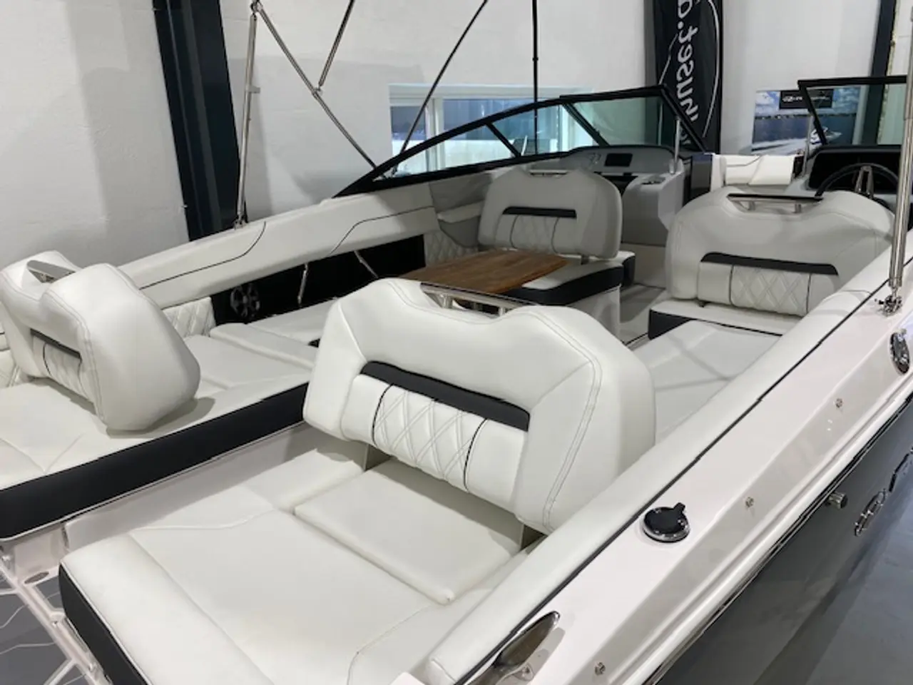 Billede 8 - NEDSAT Regal LX2 med Suzuki 250HK V6
