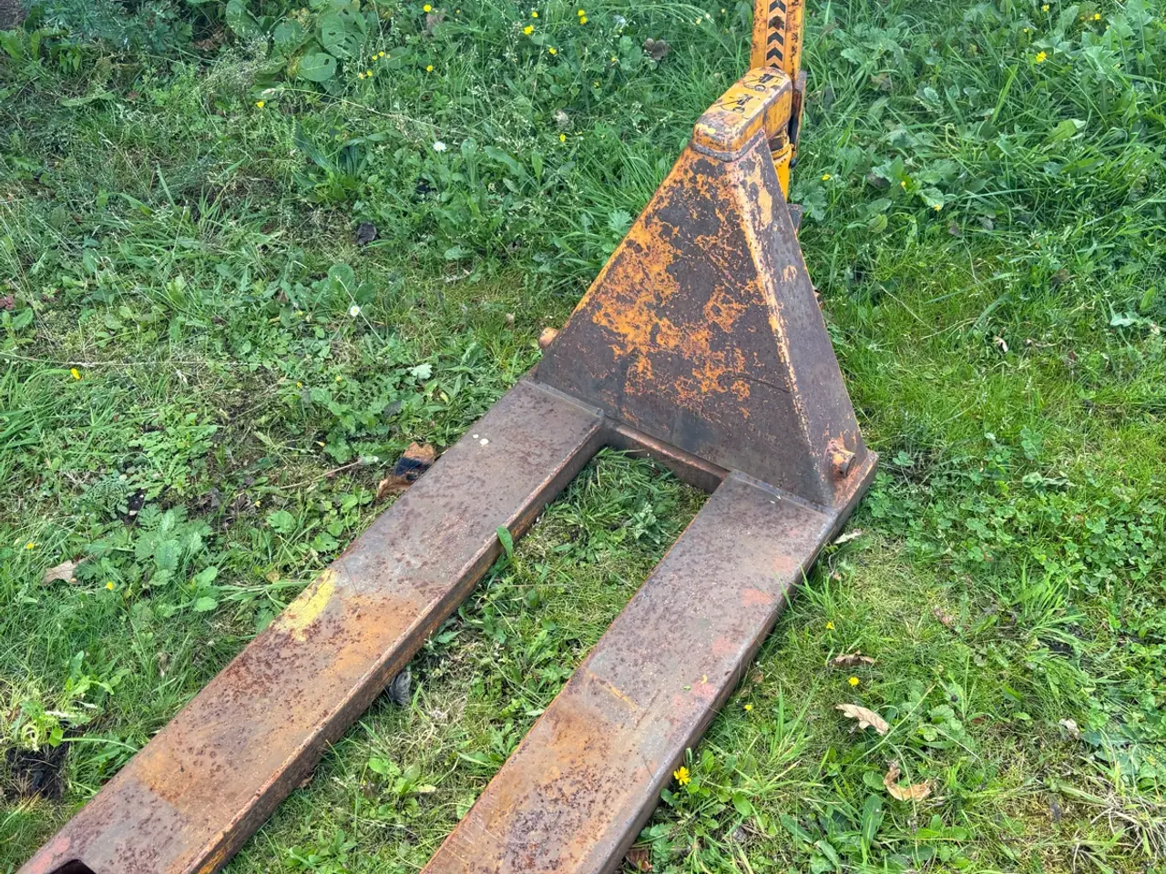 Billede 1 - Palle løfter