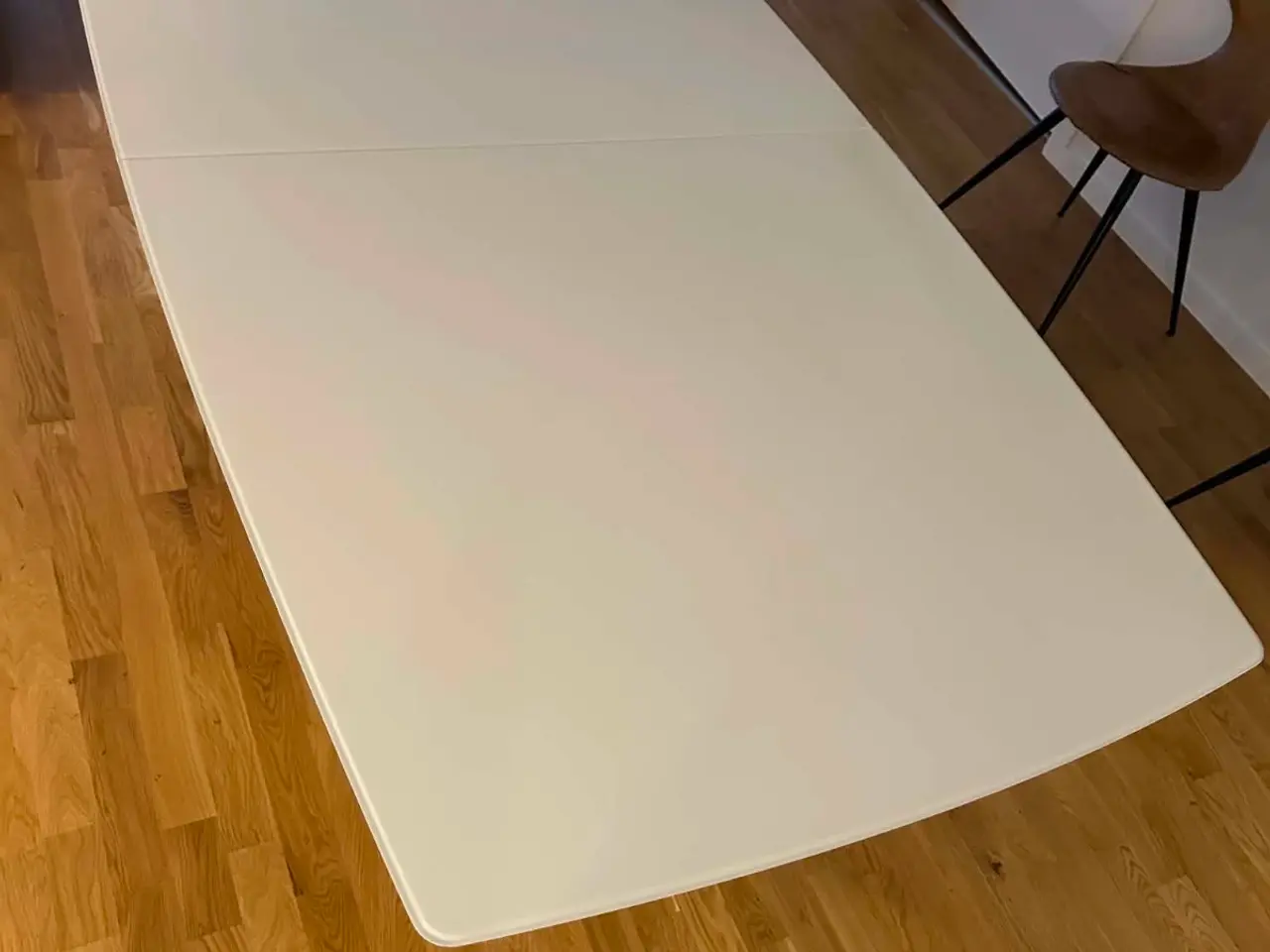 Billede 1 - Eksklusivt BoConcept Milano spisebord m. udtræk
