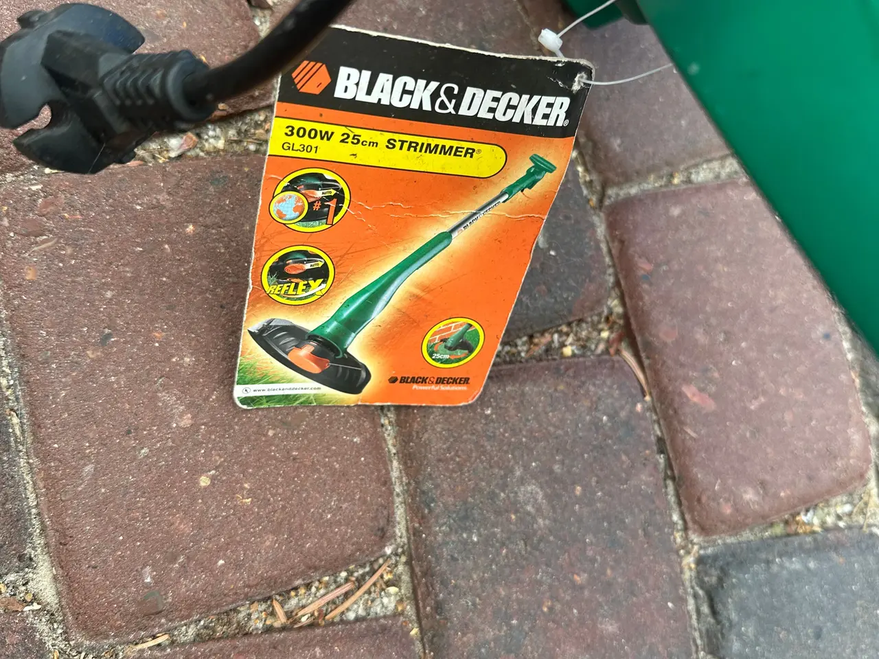 Billede 2 - Black&decker Kantklipper