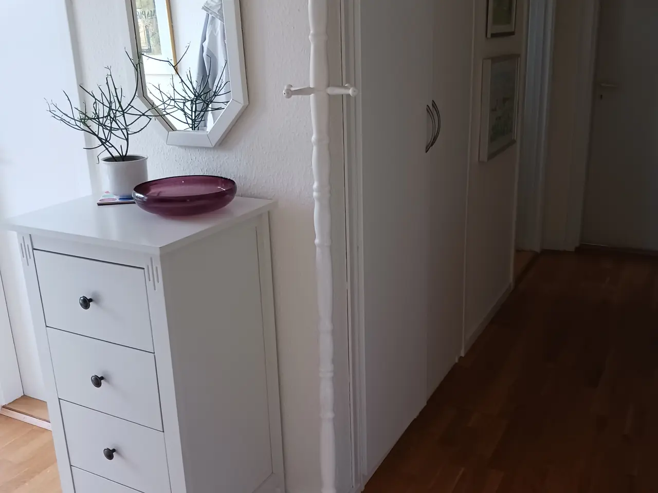 Billede 1 - Vintage stumtjener hvidmalet