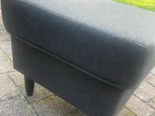 Puf eller fodskammel