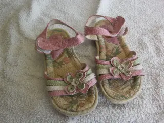 Sommersandal, str. 28