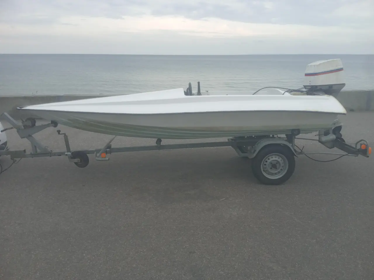 Billede 1 - 70hk speedbåd med ekstra motor og trailer