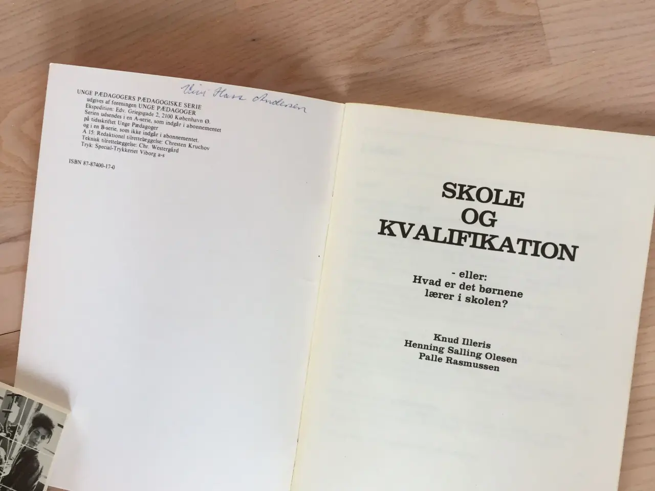 Billede 2 - Skole og Kvalifikation