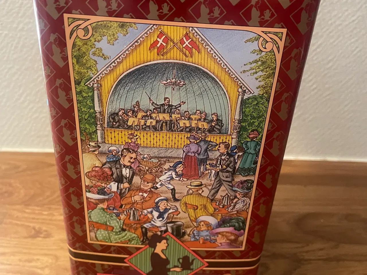 Billede 2 - Merrild kagedåse, retro