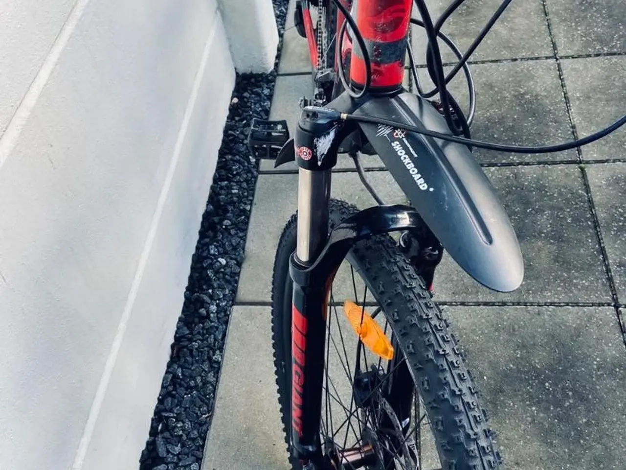 Billede 2 - MTB. Giant. 27,5" Hjul, 41cm. stel, 24 gear
