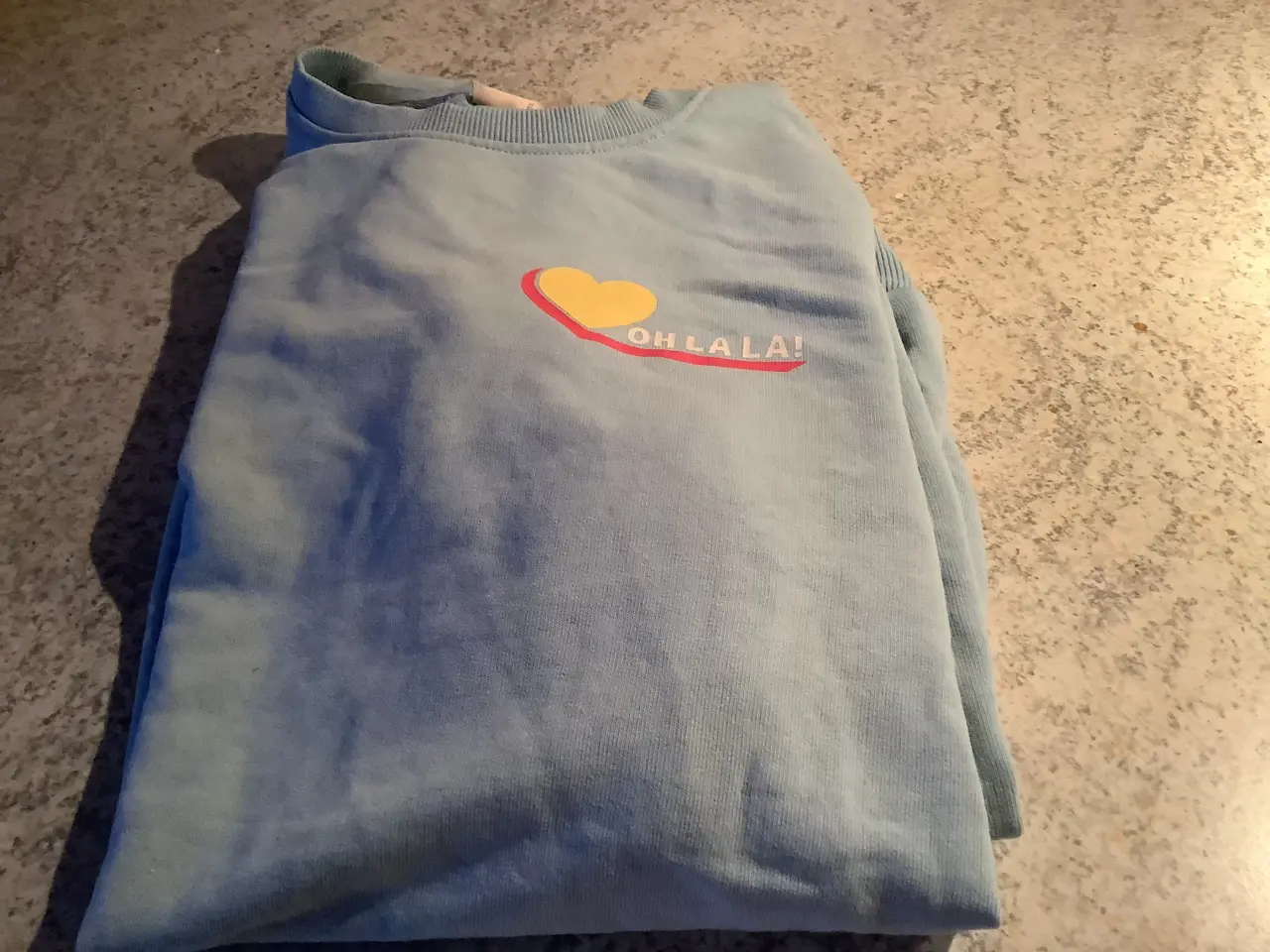 Billede 1 - Helt ny Only sweatshirt pige str. 12-14 år