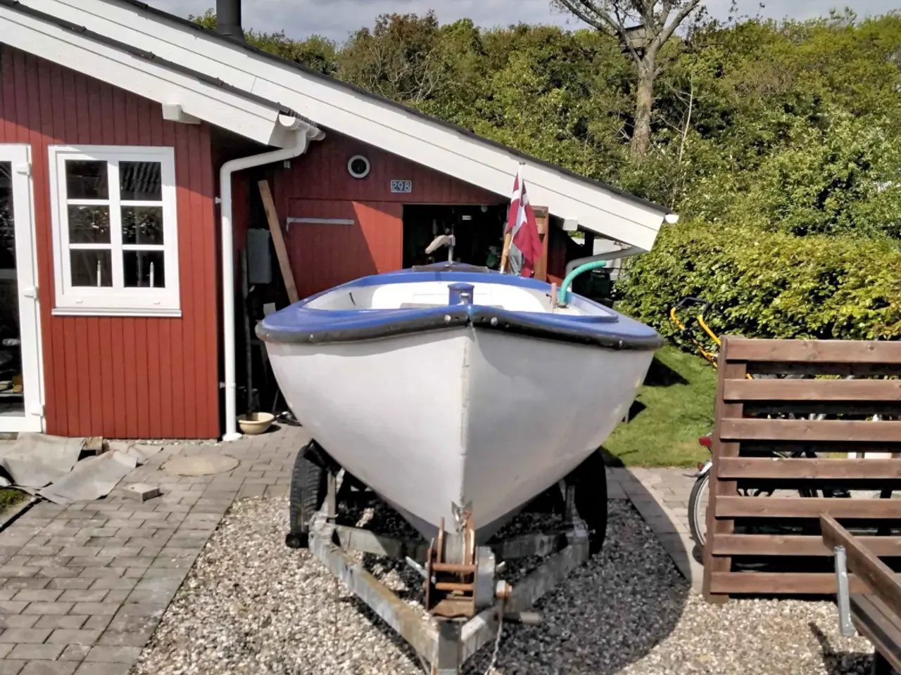 Billede 1 - Fin og velholdt båd med Korsør motor.