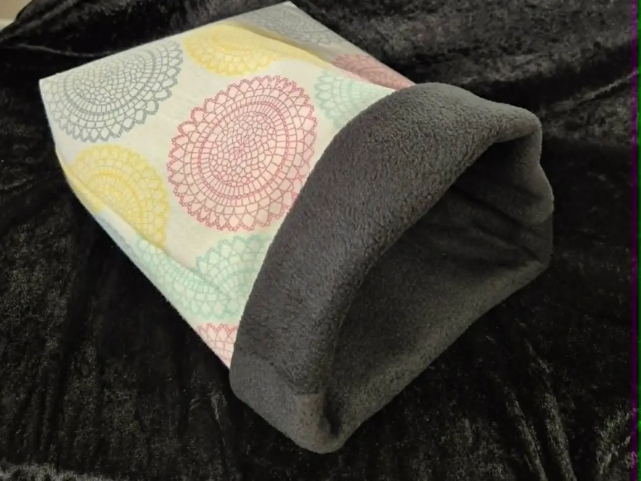 Billede 1 - Hygge/ Sove/ Puttepose i RETRO Motiv og Farver 