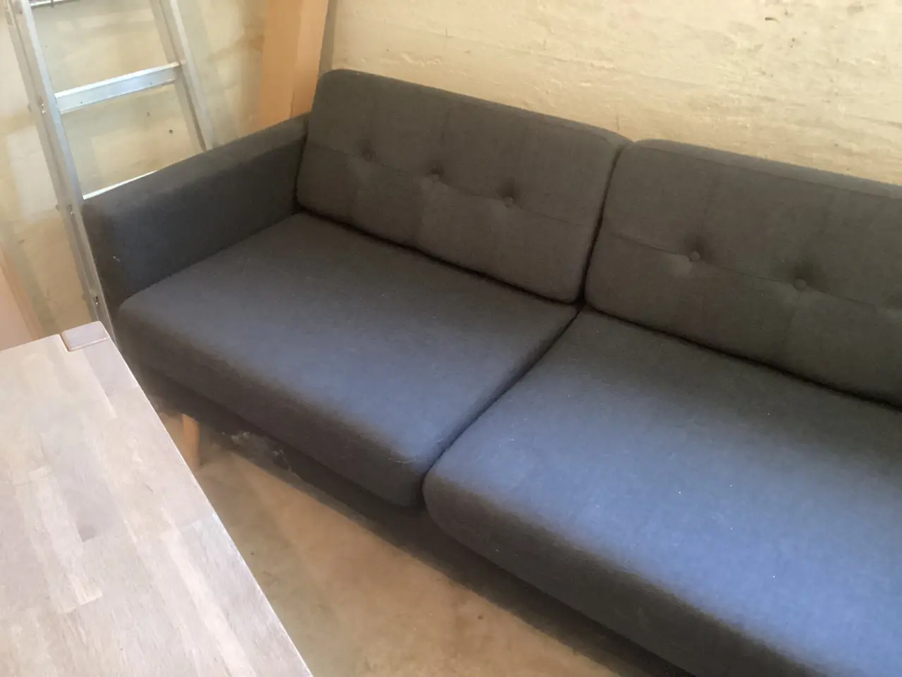 Billede 1 - Sofa i mørkegråt stof.