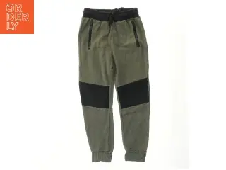 Grønne sweatpants med sorte detaljer fra H&M (str. 140)