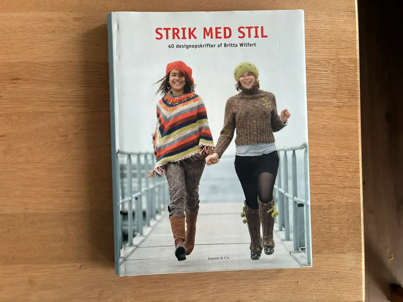 Billede 1 - Strik Med Stil -  40 designopskrifter af Britta W.