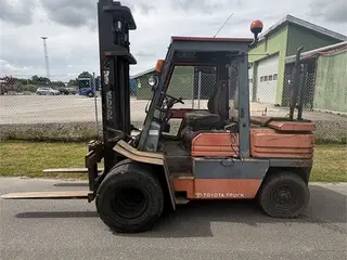 Toyota 02-5FD45 -  Diesel - Kapacitet/capacity 5 ton, løftehøjde/lifting height 4,5 m