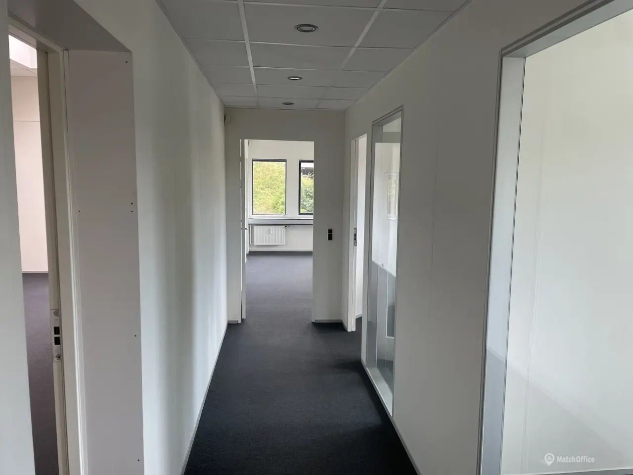 Billede 2 - Velbeliggende lejemål til kontor og/eller undervisning i flot stand
