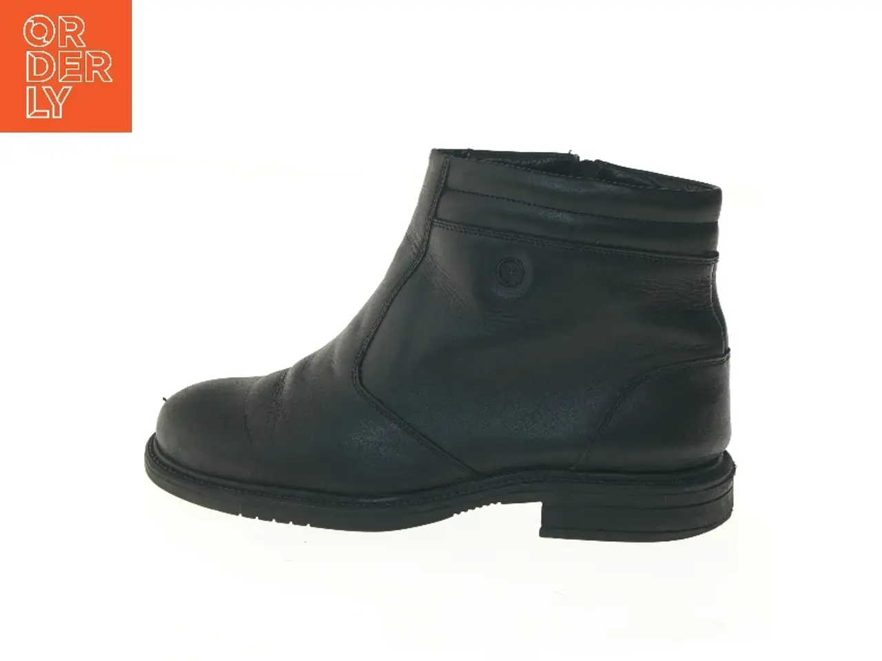 Billede 1 - Sorte læderstøvler med lynlås str. 45 fra Hush Puppies (str. 45 )