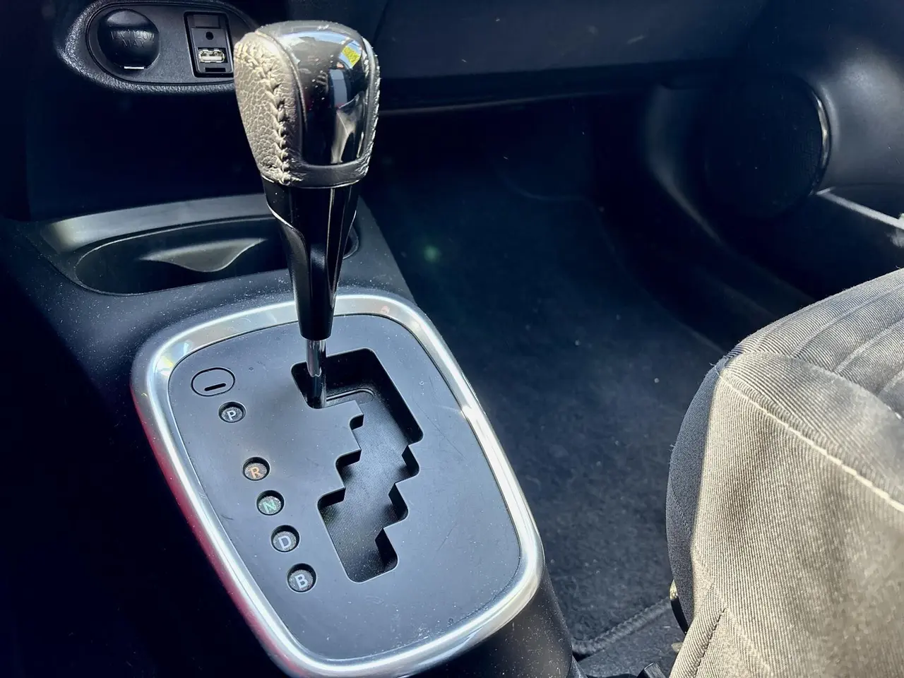 Billede 3 - Toyota Yaris 1,5 Hybrid H2 Premium E-CVT 100HK 5d Trinl. Gear