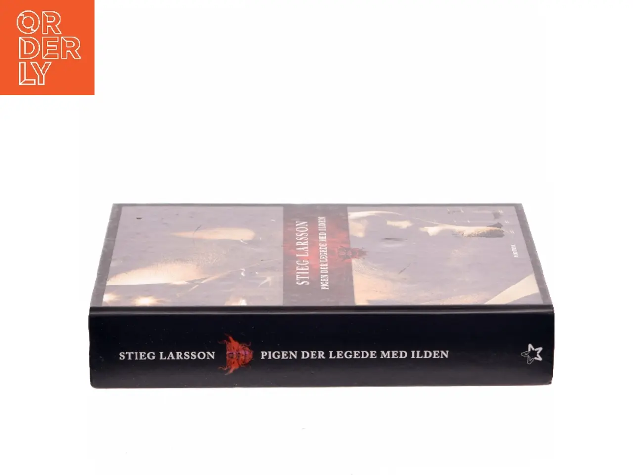 Billede 2 - Pigen der legede med ilden af Stieg Larsson (Bog)