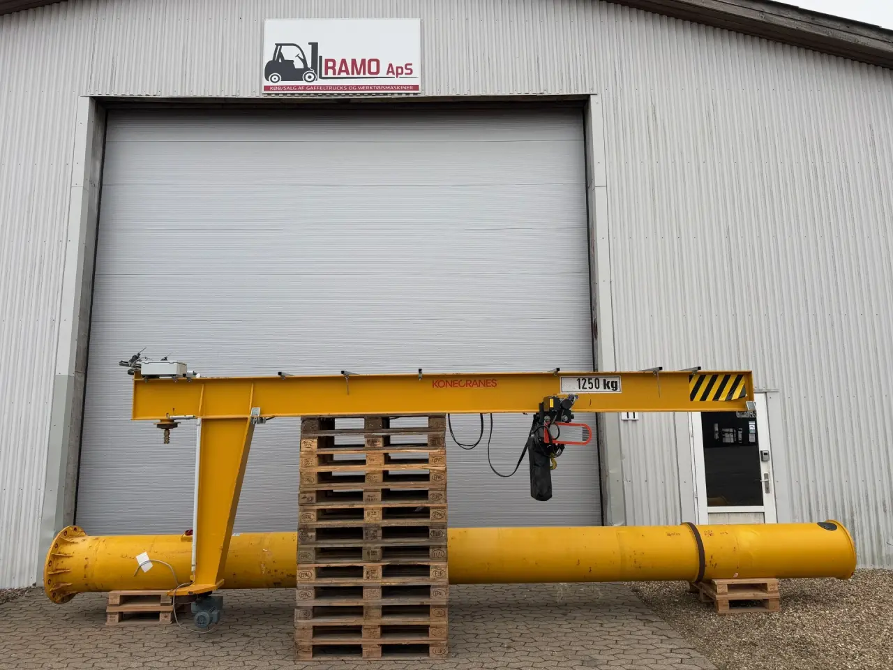 Billede 1 - Søjlesvingkran. 1250 kg. Udlæg 500 cm Højde 750 cm