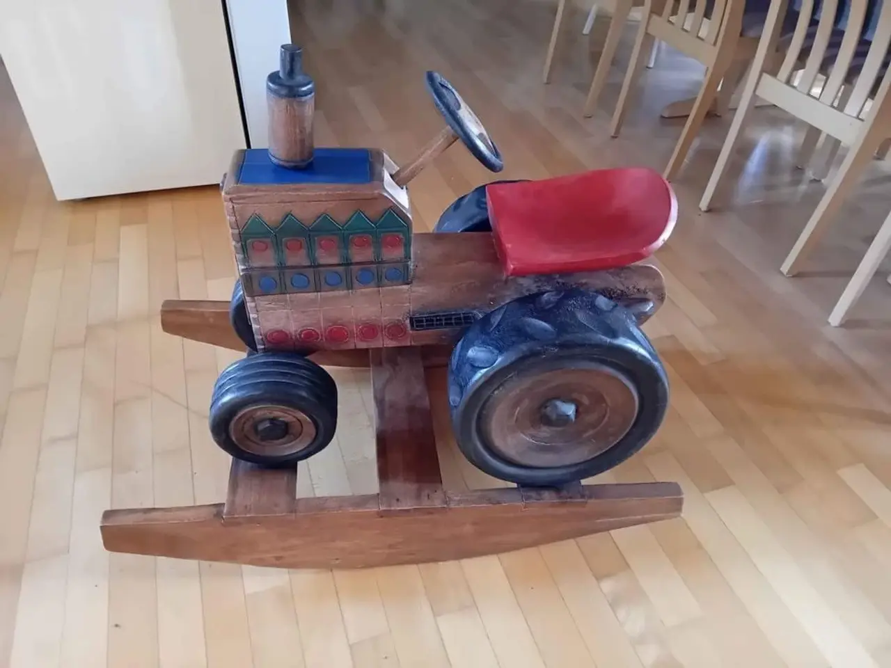 Billede 1 - Træ gynge traktor