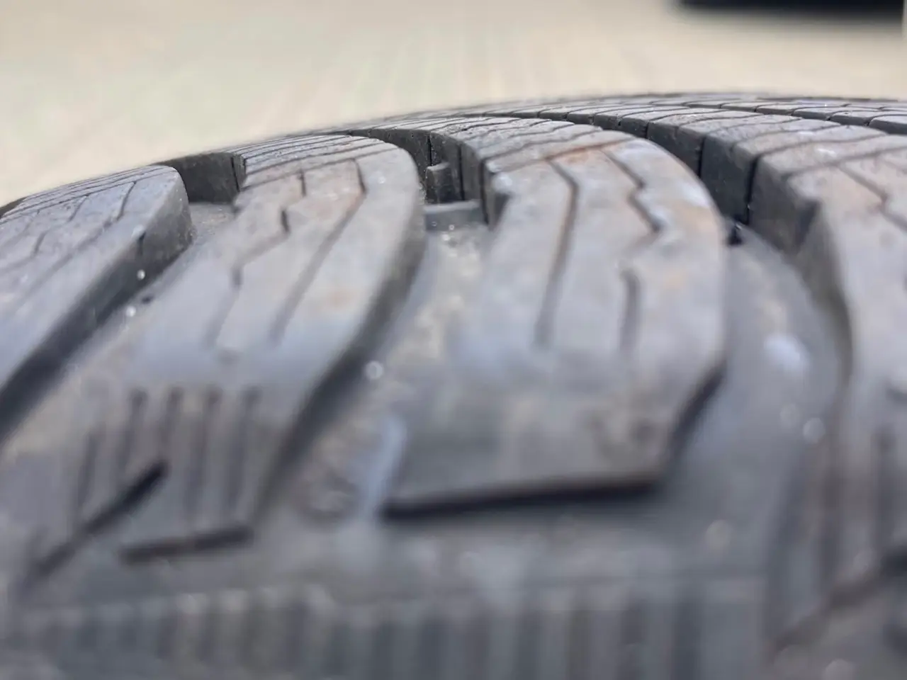 Billede 6 - 17 tommer alufælg med vinterdæk fra Michelin (tidl