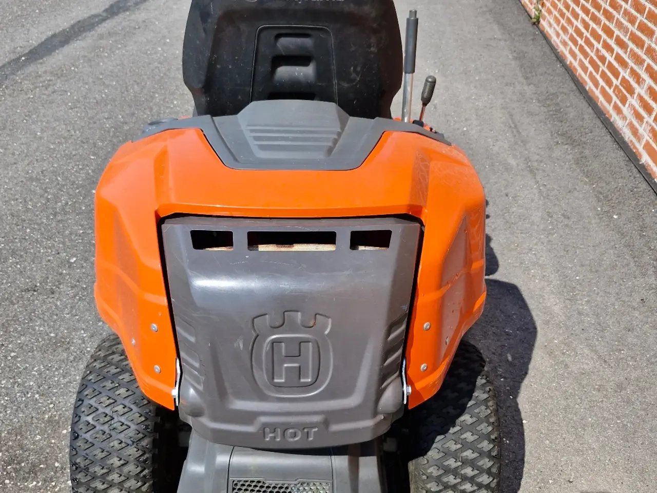 Billede 5 - Husqvarna R216AWD m. 94cm Combi Klippedæk
