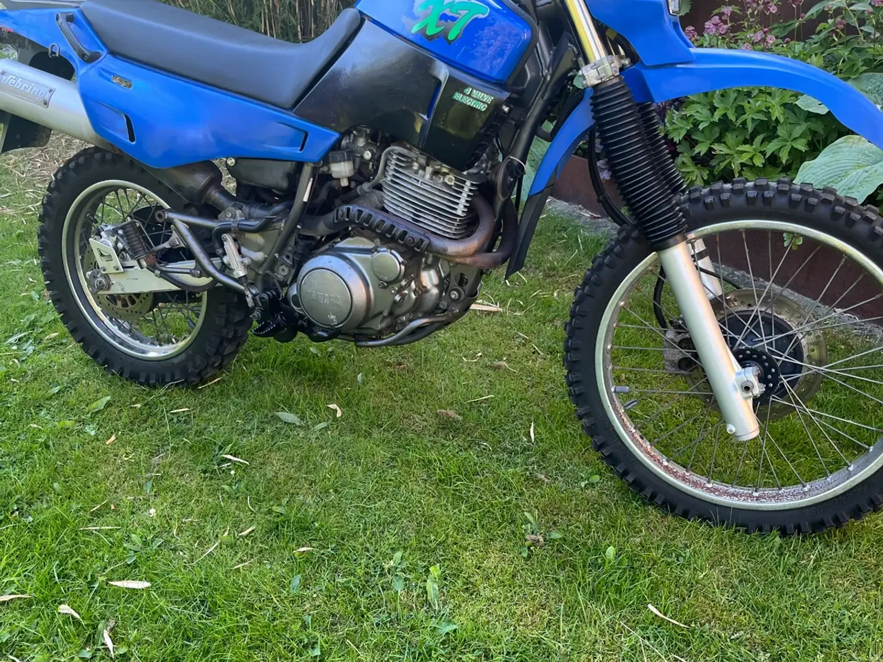 Billede 1 - Yamaha XT 600 Med El-Start