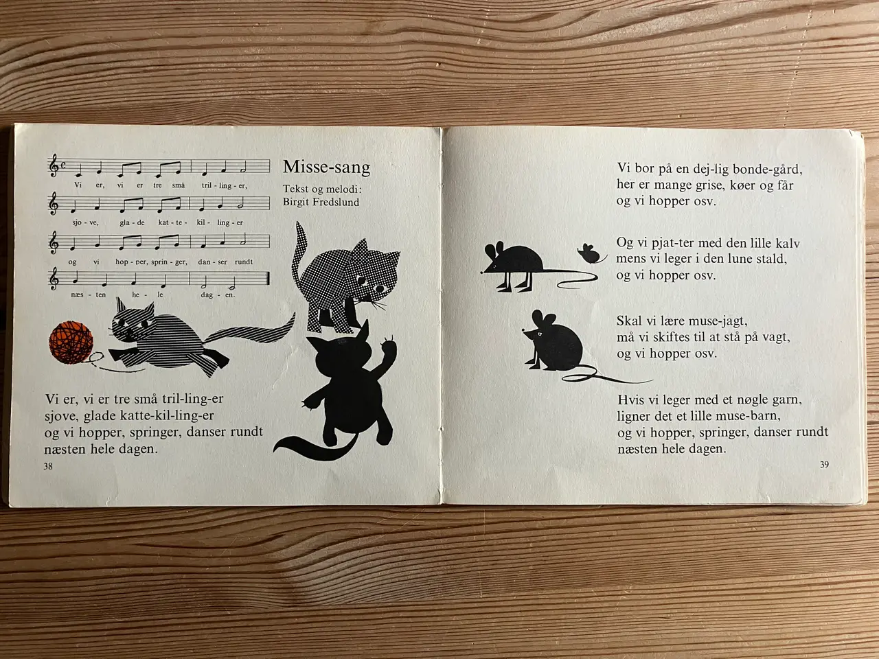 Billede 3 - Hvad skal vi synge? Sangbog for de yngste