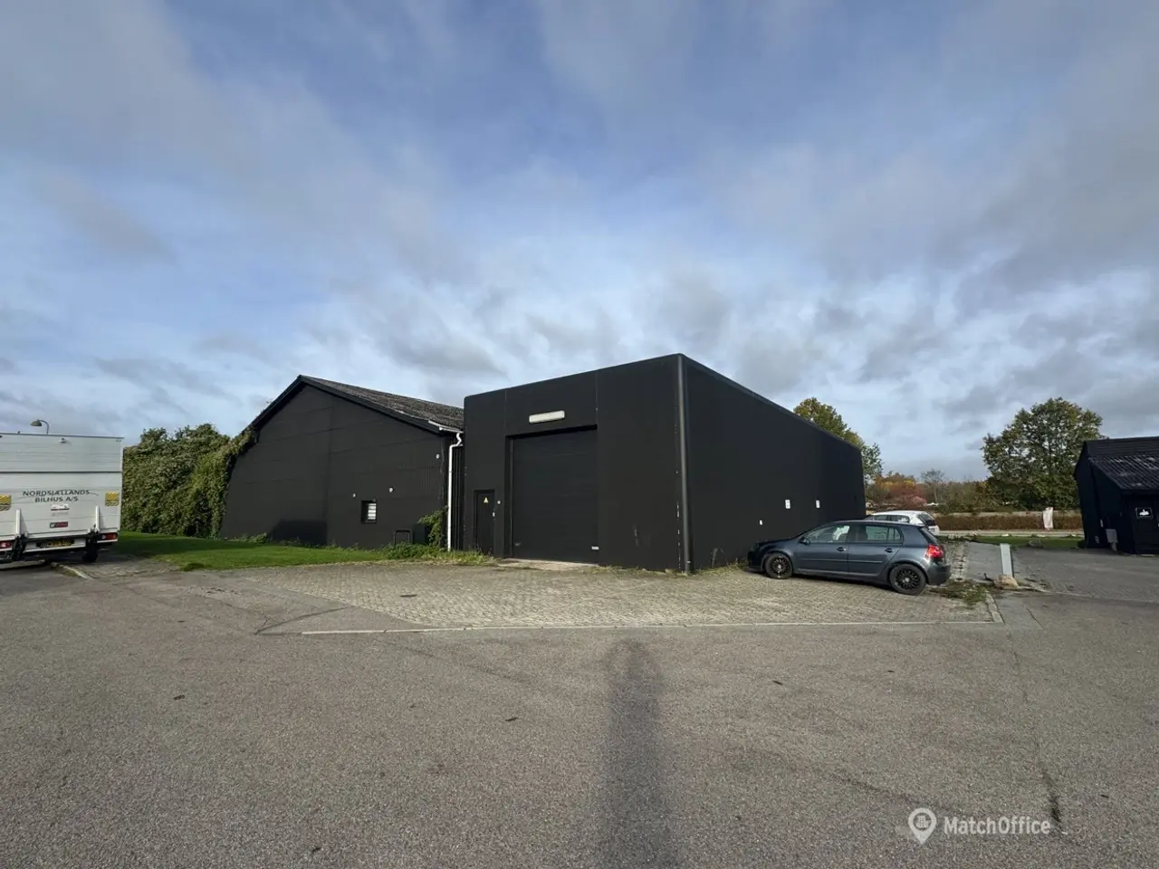 Billede 3 - Meget synlig og ventralplaceret lager og produktionsejendom i Hørsholm.