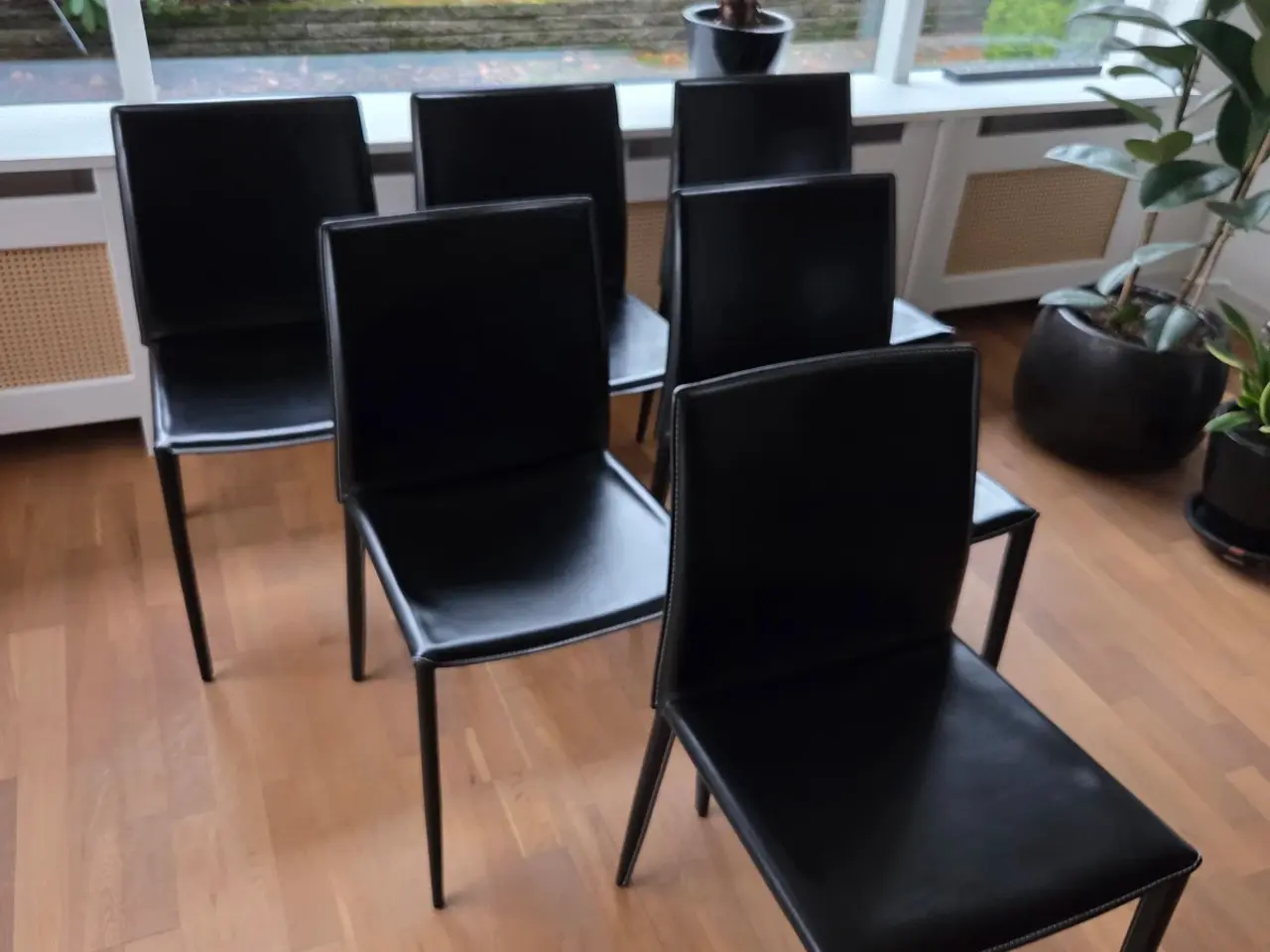 Billede 1 - 6 stk. spisebordsstole i mørkt læder